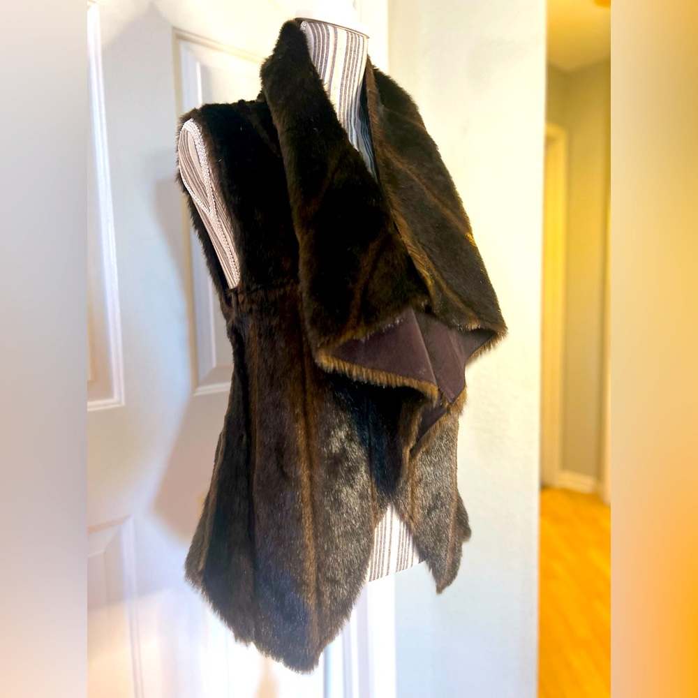 Bebe Faux Fur & Suede Reversible Contemporary Chocolate Brown Vest